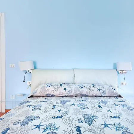 Per 4 Sul Mare A Rio Marina, Elba