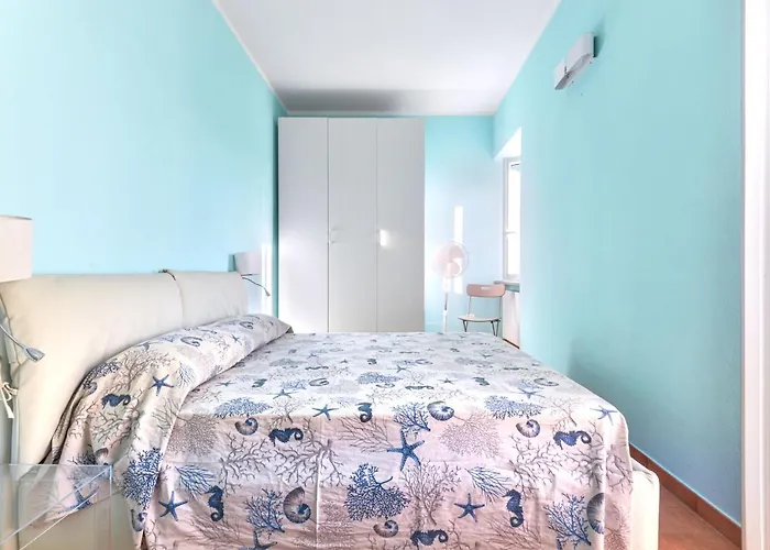 Per 4 Sul Mare A Rio Marina, Elba