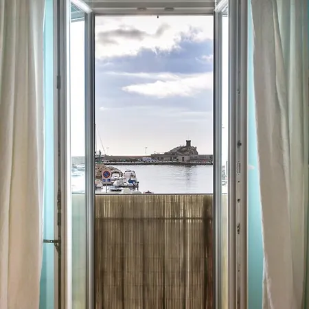 Per 4 Sul Mare A Rio Marina, Elba